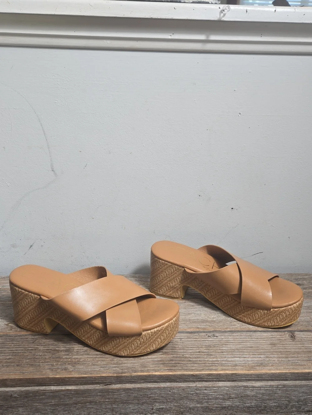 Beach By Matisse tan platform